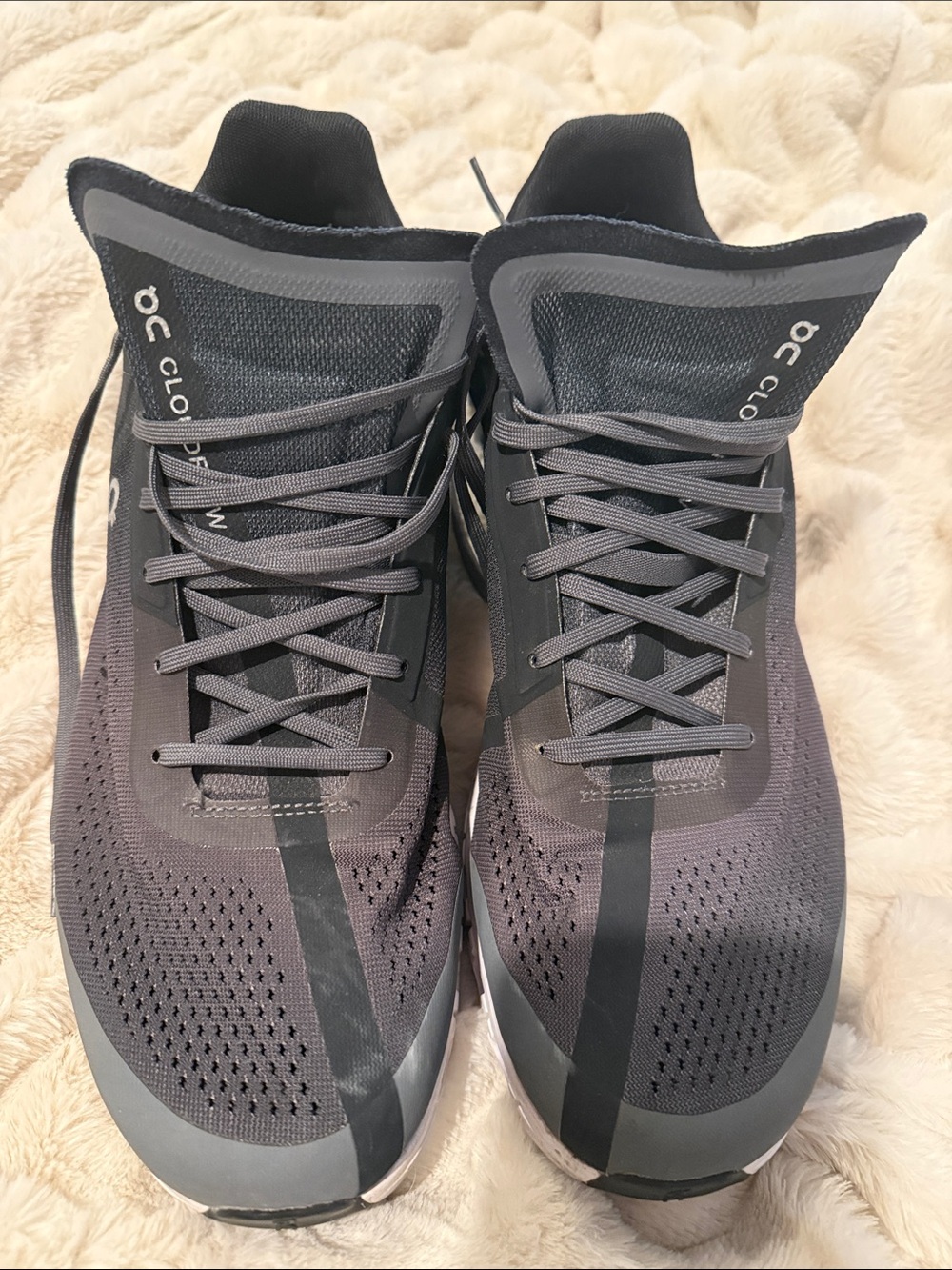 On Cloudswift Men’s Running Shoes — Charcoal Gray